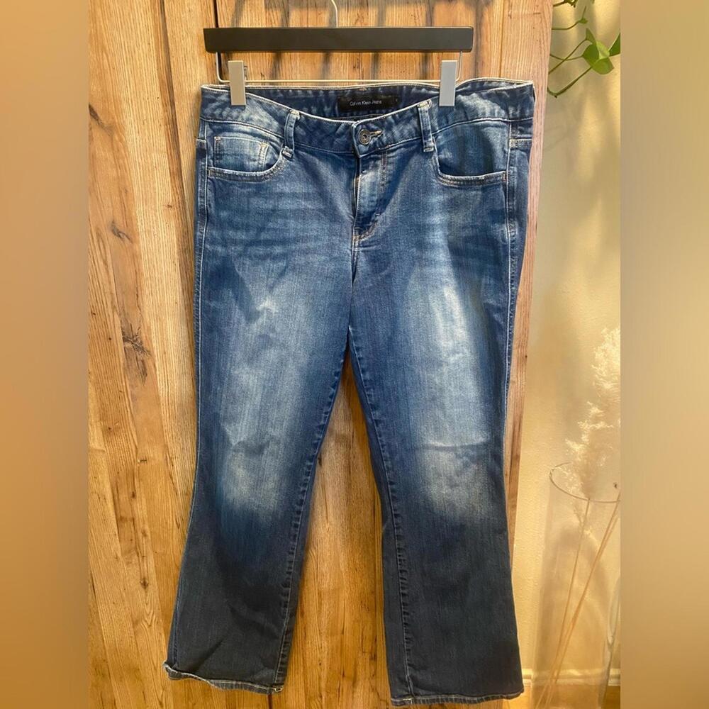 Calvin Klein Jeans - Size 12